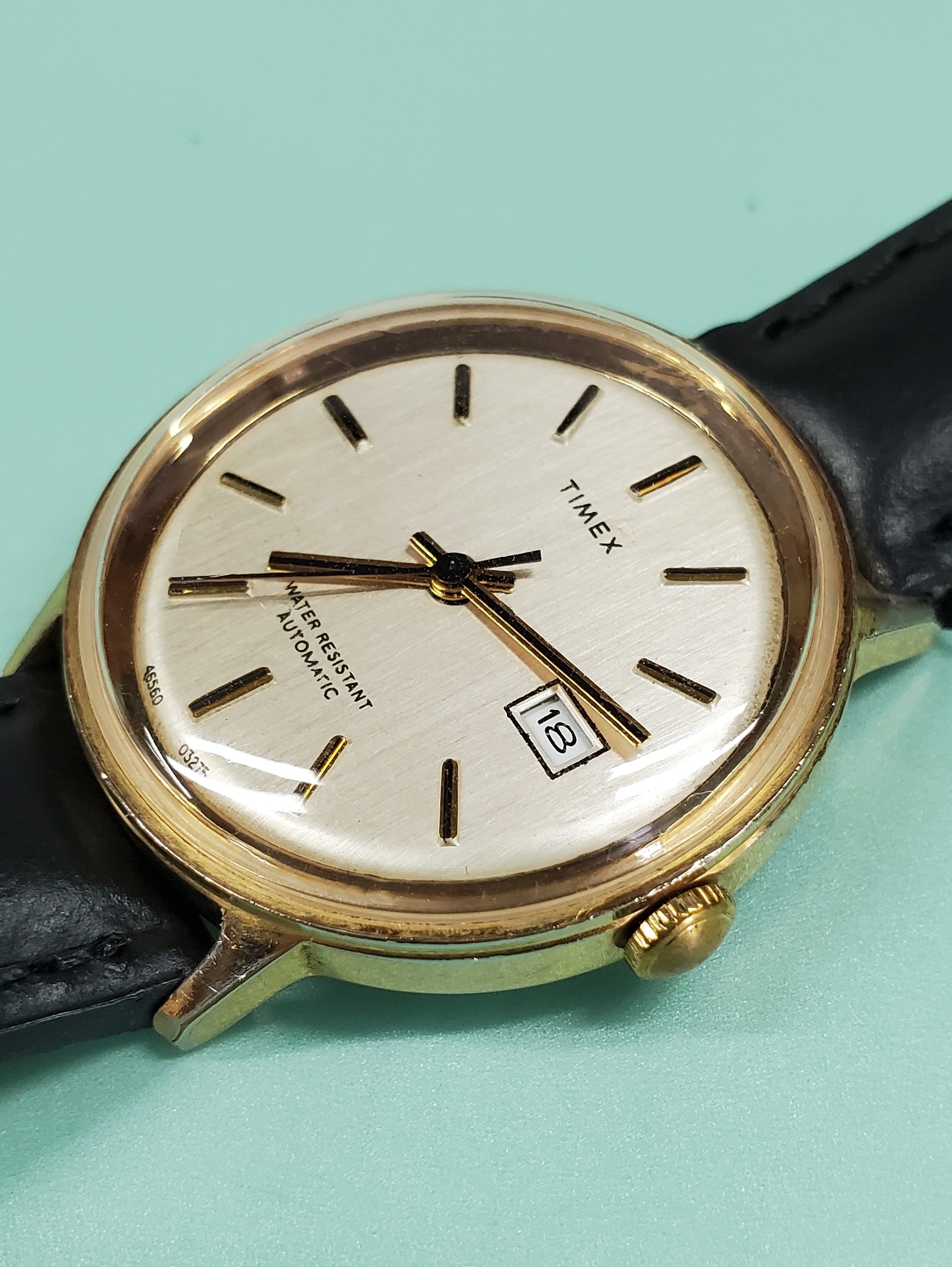 Vintage timex gold discount watch